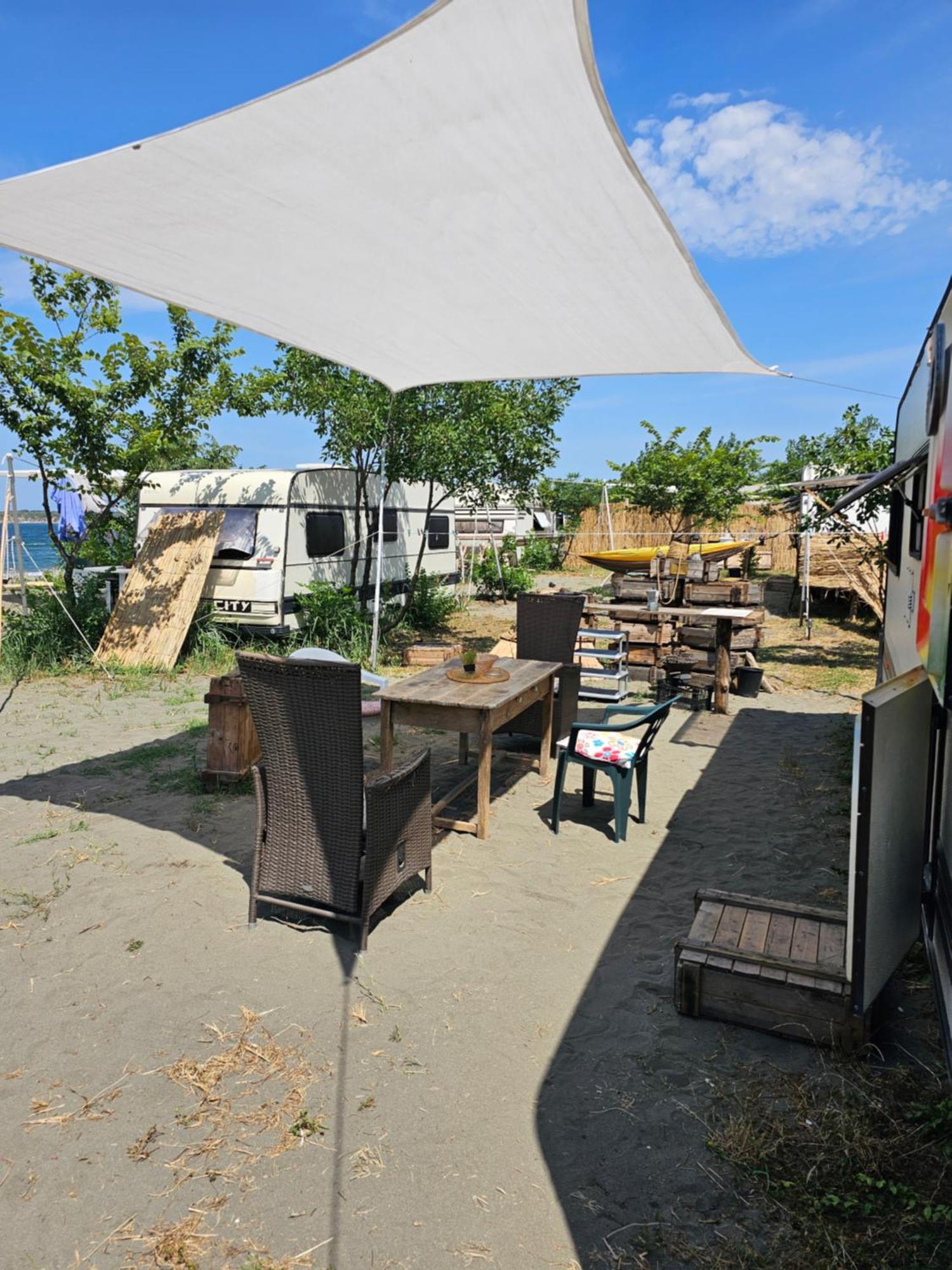 Beachfront Caravans Chernomorets Esterno foto